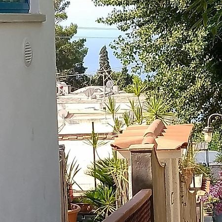 Nuida Casa Vacanze Hotel Capri Luaran gambar